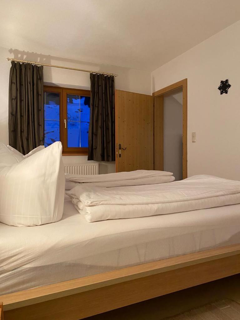 Appartments Krone Bichlbach Kamer foto