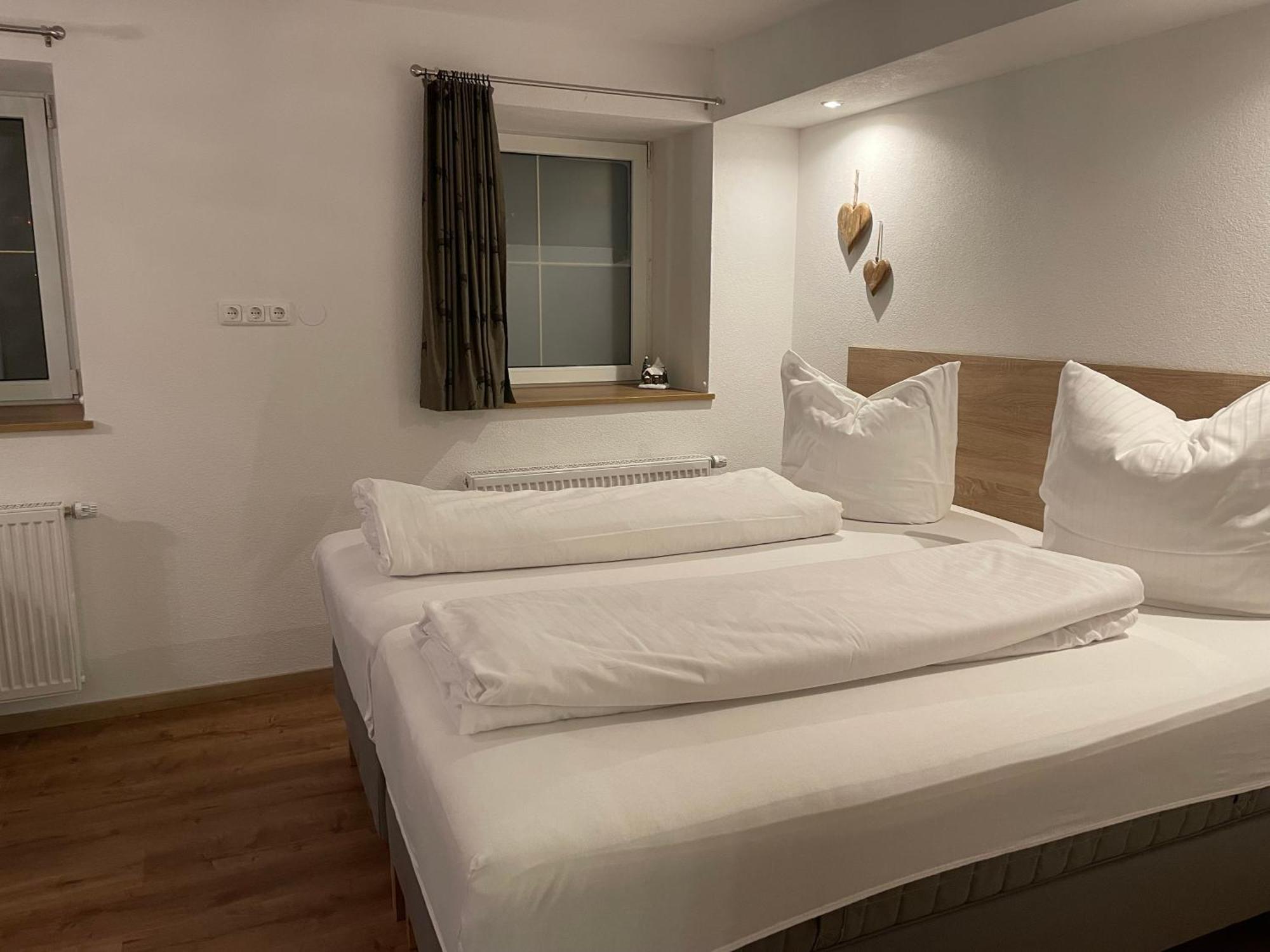 Appartments Krone Bichlbach Kamer foto
